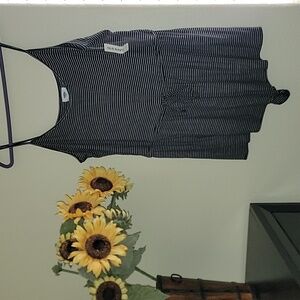 Old Navy romper black and white stripe size XXL